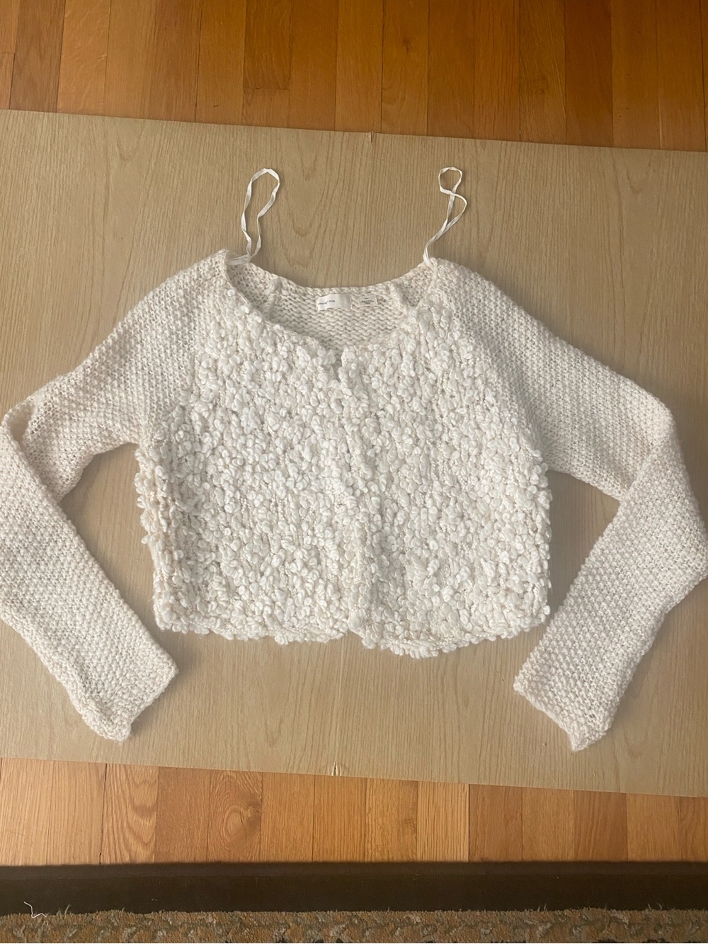 Anthropologie Sleeping ON Snow Women’s Cream Bouclé Textured Cropped Sweater MED